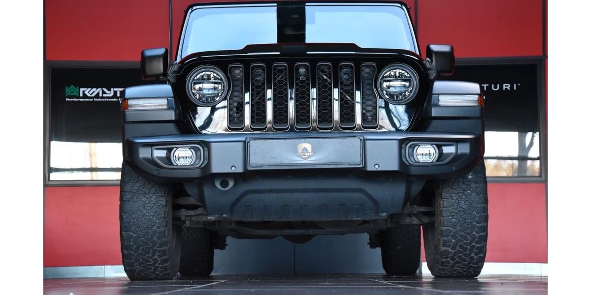 Jeep Wrangler 112.000 km 42.700 &euro; Reutlingen 72770