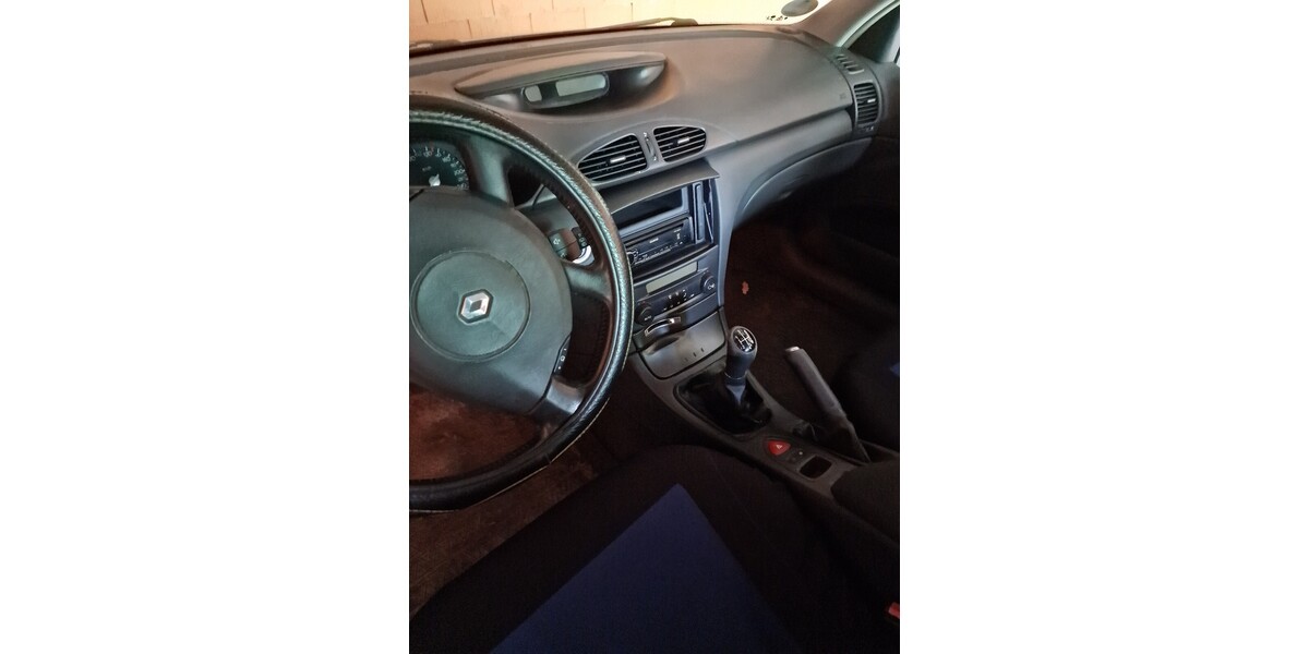 Renault Laguna 190.000 km 1.750 &euro; eilsleben 39365