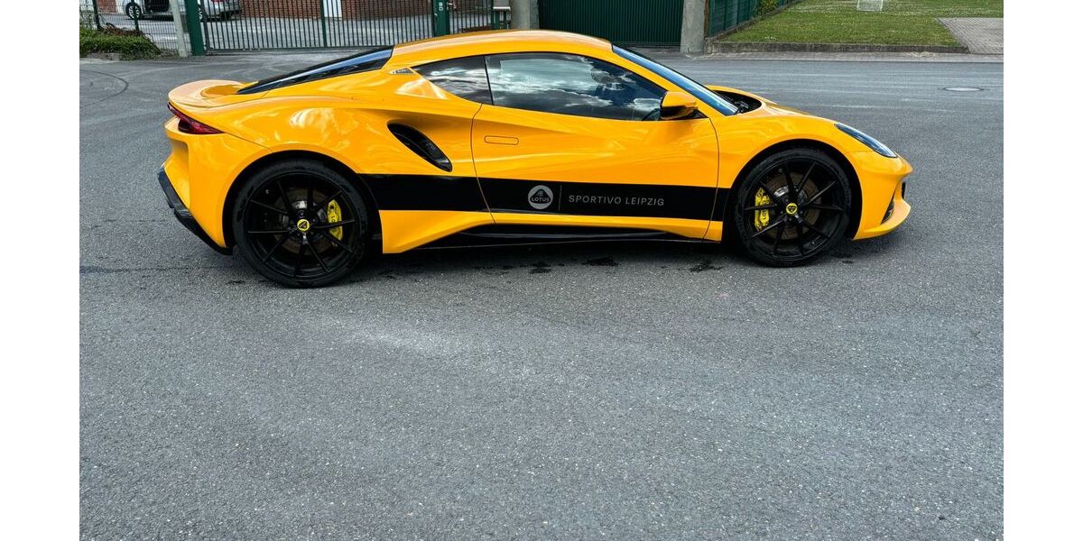 Lotus Emira 8.782 km 84.890 &euro; Erwitte 59597