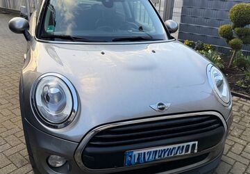 Mini One D 122.619 km 10.400 &euro; Bergheim 50127