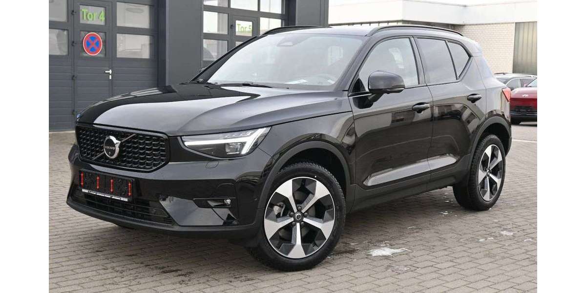 Volvo XC40 8.500 km 43.990 &euro; Jüterbog 14913