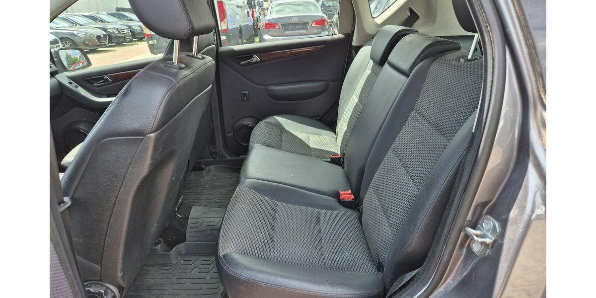 Mercedes-Benz A 150 Automatik, Klima 143.000 km 1.990 &euro; Rodgau 63110