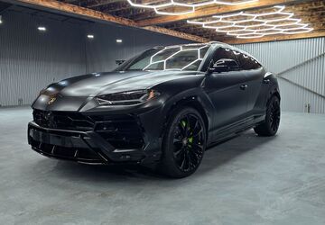 Lamborghini Urus 9.812 km 264.900 &euro; Saarlouis 66740
