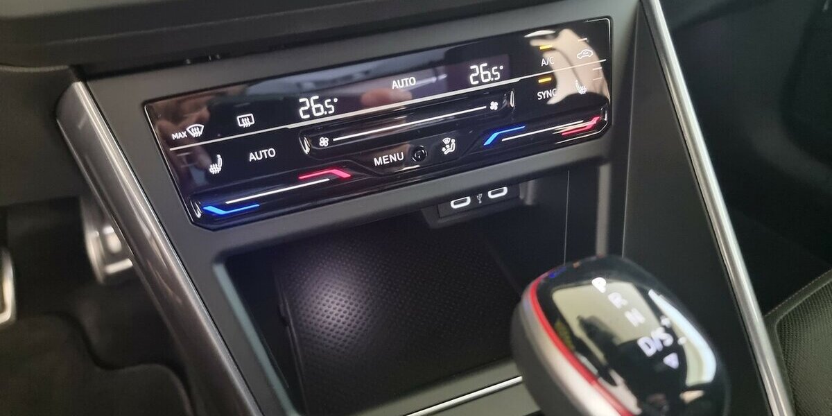 VW Polo GTI 2.0 TSI DSG Matrix-LED ACC APP SHZ DAB 18.300 km 23.900 &euro; Garrel 49681