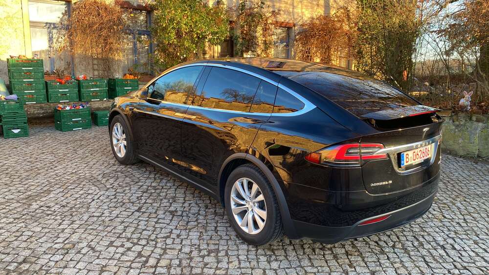 Tesla Model X 43.200 km 38.900 &euro; Leisnig 04703