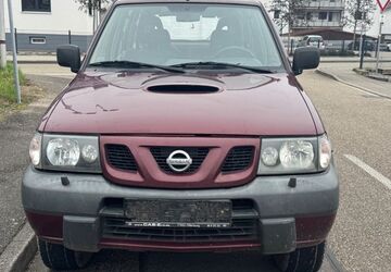 Nissan Terrano 221.000 km 2.990 &euro; Appenweier 77767