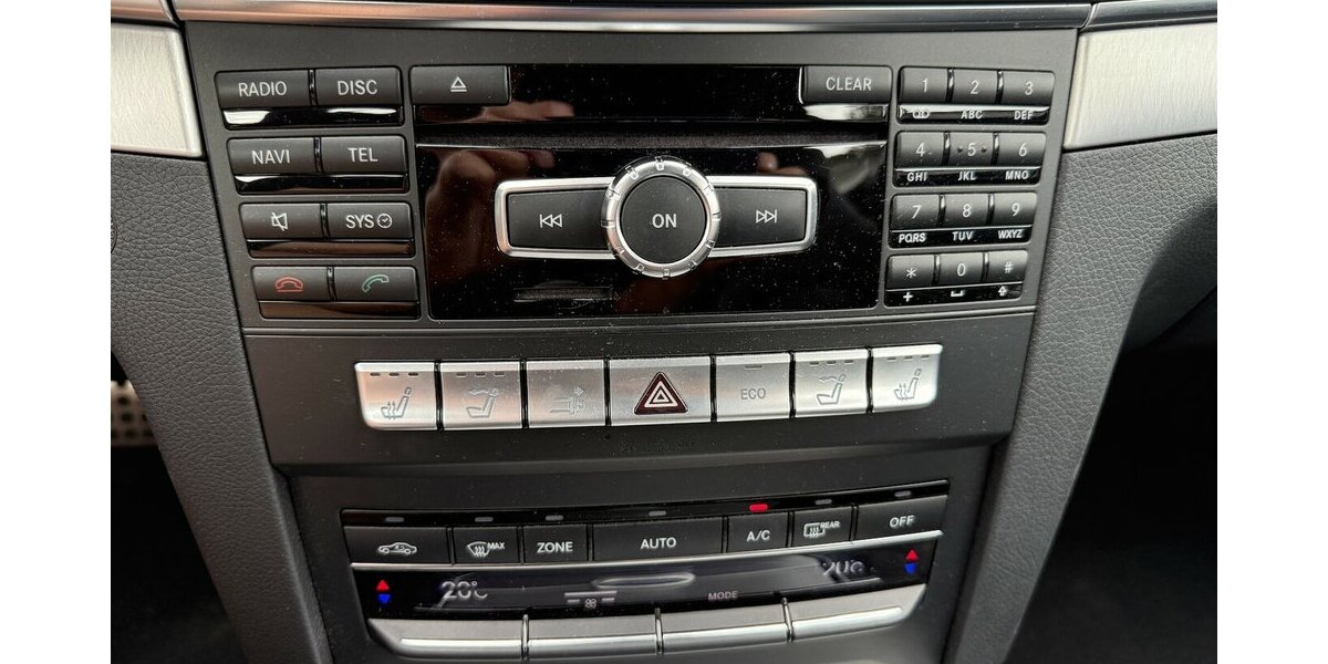 Mercedes-Benz E 350 Cabrio Bluetec AMG Paket Mod 2014 62.000 km 26.500 &euro; Schorndorf 73614