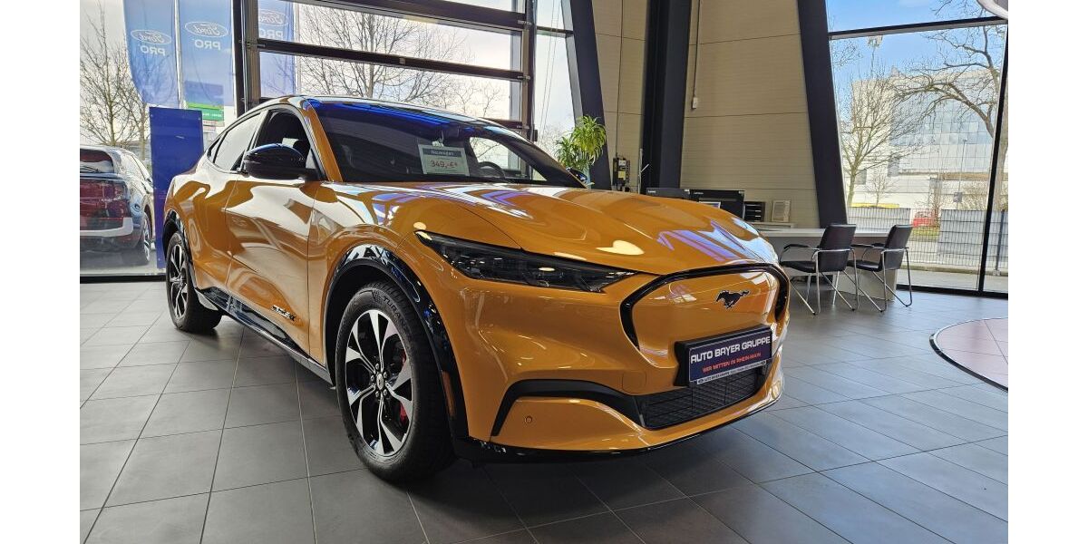 Ford Mustang Mach-E 7.500 km 51.990 &euro; Wiesbaden 65203