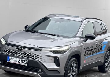 Toyota Corolla Cross 2.500 km 37.950 &euro; Neubrandenburg 17034