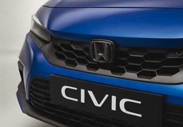 Honda Civic 1.500 km 31.900 &euro; Torgelow 17358