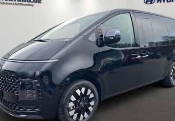 Hyundai STARIA 2.000 km 51.990 &euro; Paderborn 33106