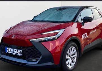 Toyota C-HR 2.246 km 36.950 &euro; Offenbach 63071