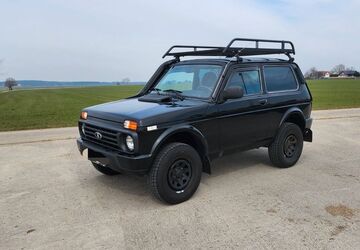Lada Niva 126.000 km 7.500 &euro; Westendorf 87679
