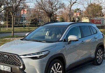 Toyota Corolla Cross 24.100 km 35.400 &euro; Mönchengladbach 41236