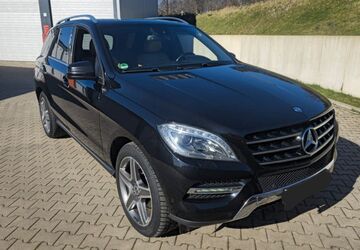 Mercedes-Benz ML 350 266.500 km 15.200 &euro; Lünen 44534