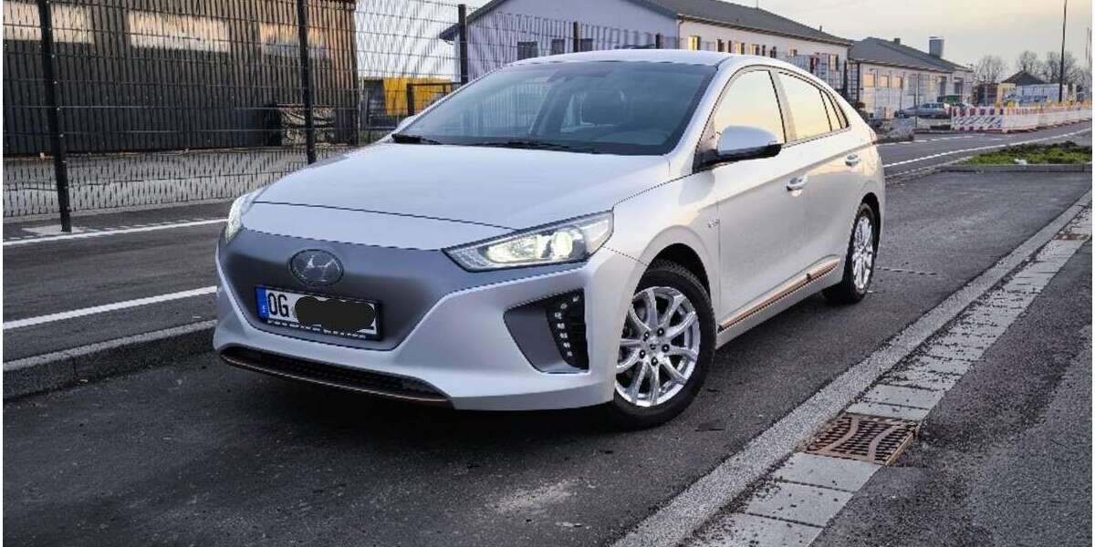 Hyundai IONIQ 148.000 km 10.800 &euro; Lahr 77933