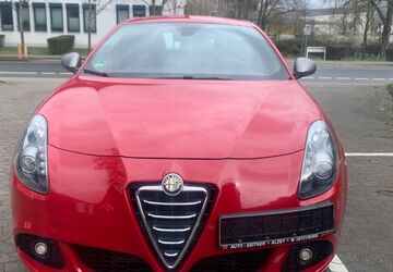 Alfa Romeo Giulietta 151.073 km 4.999 &euro; Mainz-Kastel 55252