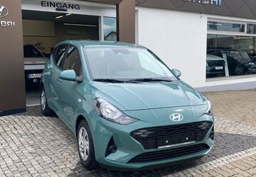 Hyundai i10 2.000 km 15.990 &euro; Emmendingen-Kollmarsreute 79312
