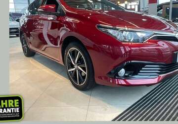 Toyota Auris 54.000 km 13.690 &euro; Göttingen 37079