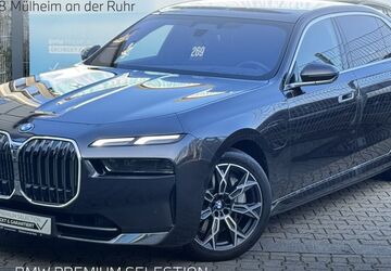 BMW 750 68.930 km 82.100 &euro; Mülheim an der Ruhr 45478