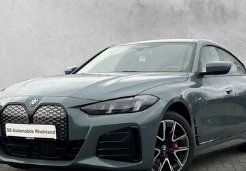 BMW i4 5.996 km 51.500 &euro; Krefeld 47809