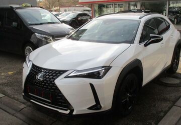 Lexus UX 28.000 km 27.990 &euro; Baden-Baden 76532