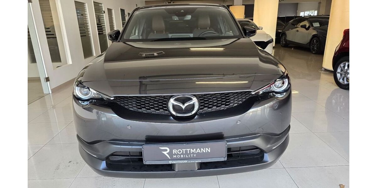 Mazda MX-30 26.731 km 14.590 &euro; Oberhausen 46149