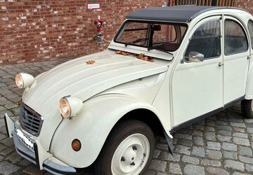 Citroen 2 CV 104.000 km 9.990 &euro; Berlin 10829