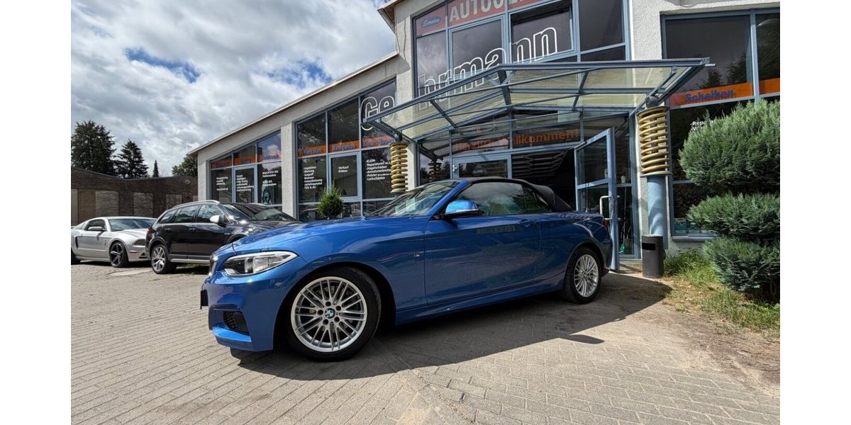 BMW 220 220i Cabrio M paket 34000Km 34.000 km 21.499 &euro; Rudolstadt 07407