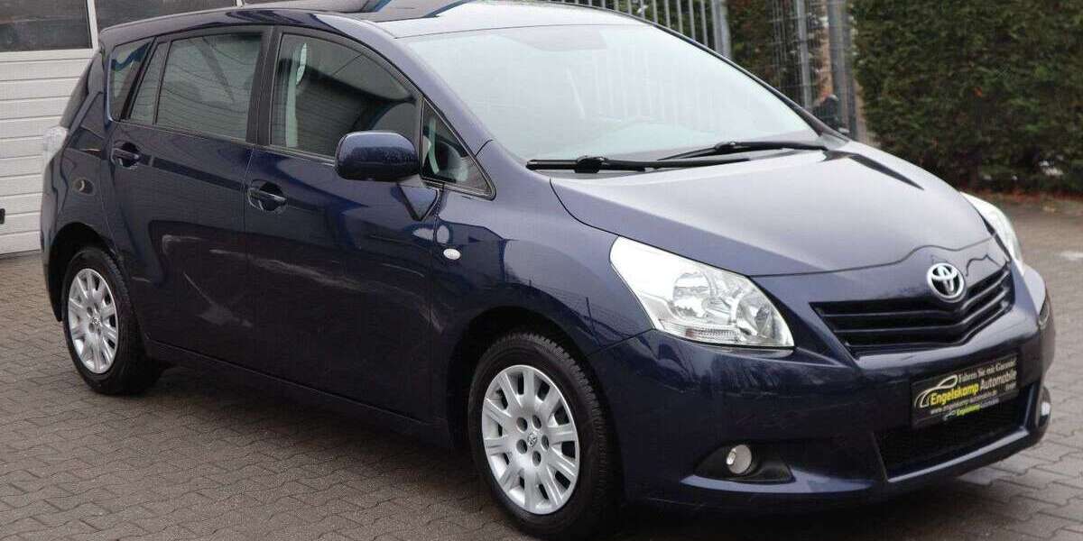 Toyota Verso 163.000 km 6.990 &euro; Oer-Erkenschwick 45739