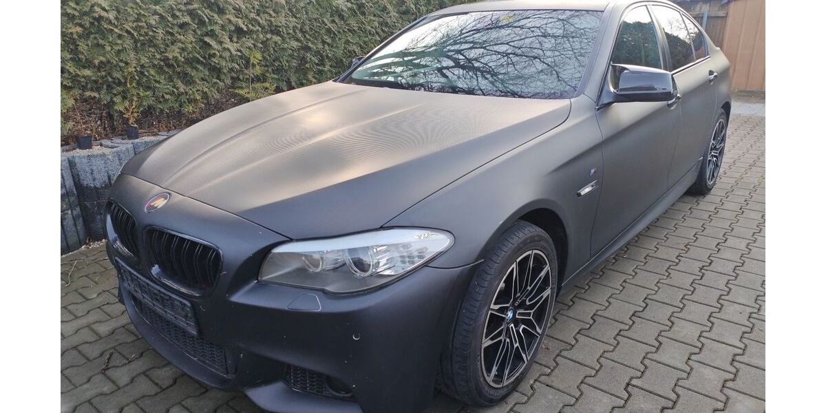 BMW 528 202.000 km 9.900 &euro; München 81247