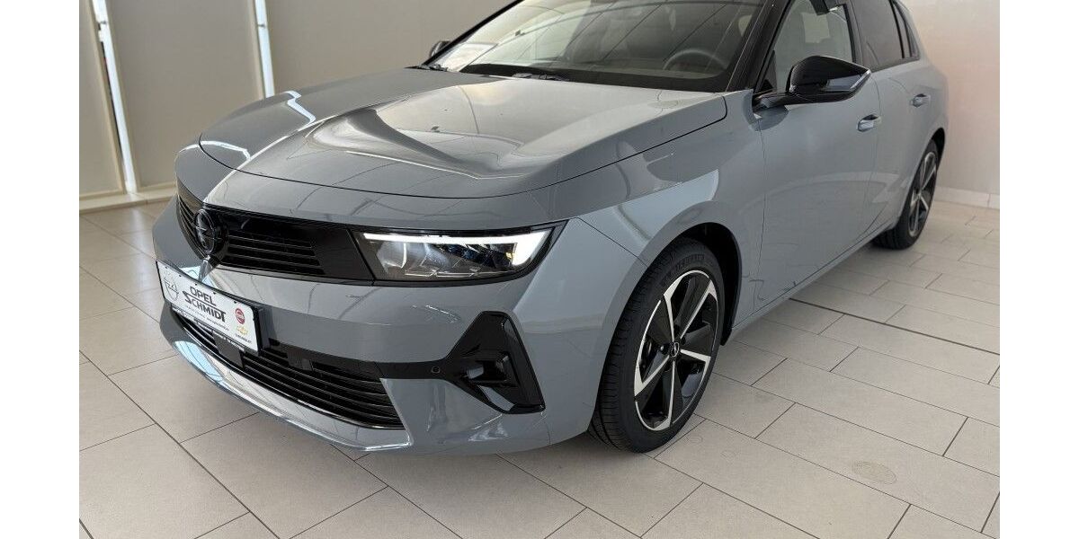 Opel Astra 7.832 km 23.990 &euro; Wilhelmshaven 26389