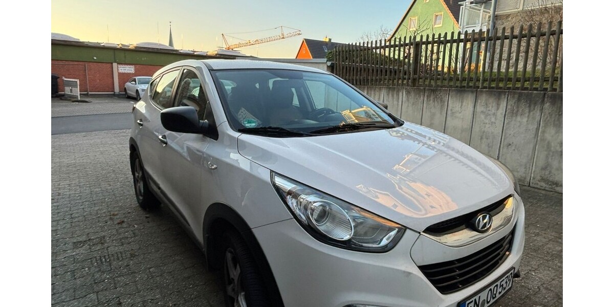 Hyundai ix 35 133.000 km 5.000 &euro; Wetter 35083