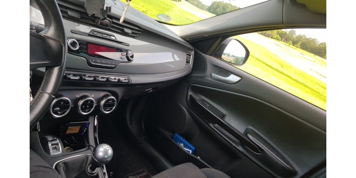 Alfa Romeo Giulietta 118.000 km 5.555 &euro; Nidda 63667