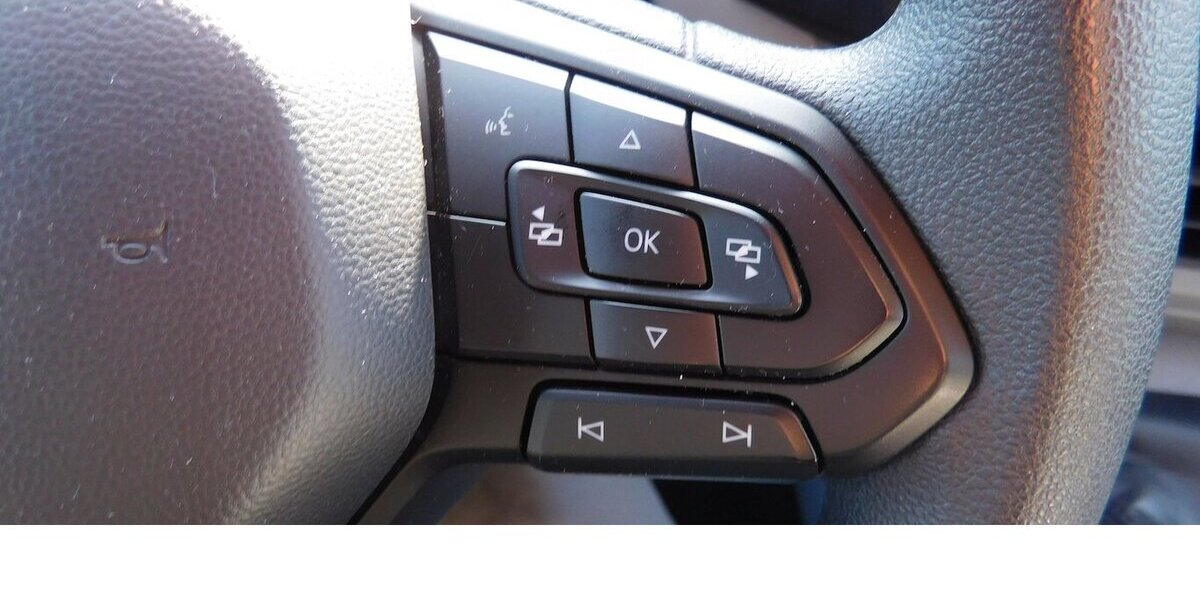 VW T7 Transporter 2.0 Lang TDI 3Sitze Navi Klima 12.200 km 32.990 &euro; Vordorf 38533