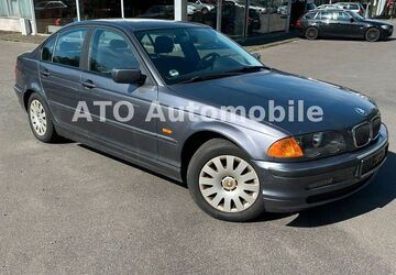 BMW 323 220.000 km 2.799 &euro; Daaden 57567