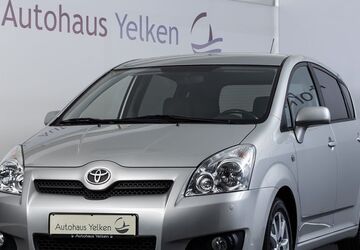 Toyota Corolla Verso 153.255 km 4.990 &euro; Spaichingen 78549