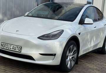 Tesla Model Y 27.000 km 38.995 &euro; Güstrow 18273