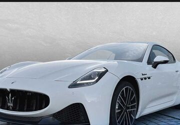 Maserati Granturismo 1.550 km 157.998 &euro; Regensburg 93059