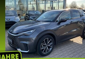 Lexus LBX 22.660 km 31.890 &euro; Magdeburg 39120