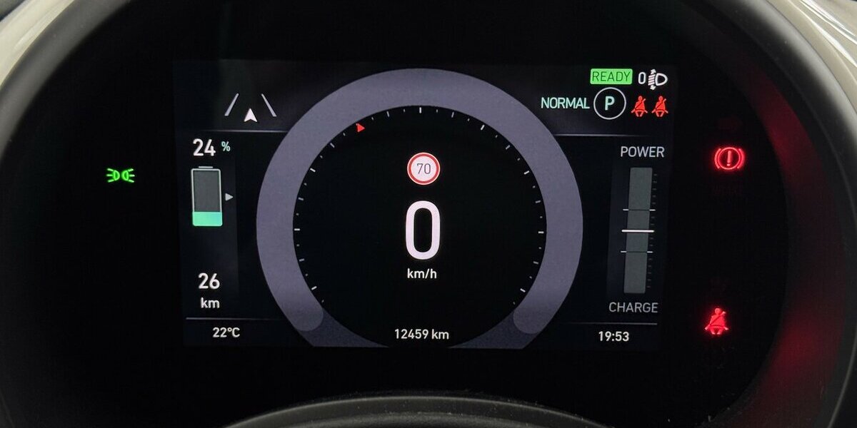 Fiat 500e Action 1. Hand Carplay 12.500 km 14.820 &euro; Lich 35423