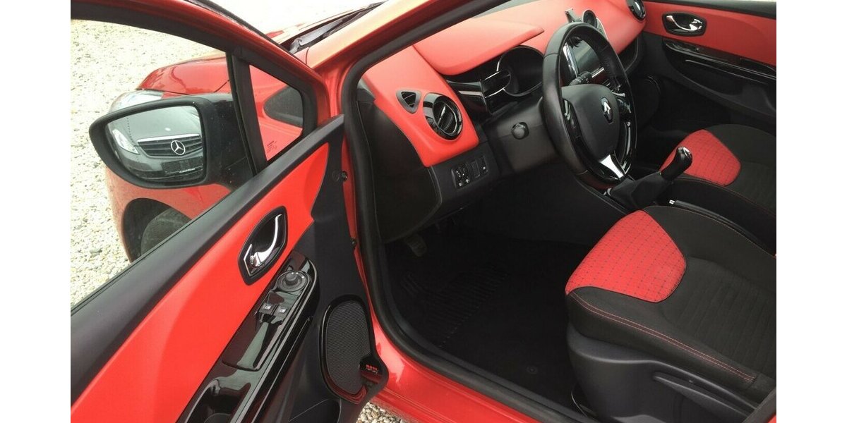 Renault Clio Kombi,Nav,Klimaaut.,Sond. Mod.! Tüv 03/28! 163.000 km 5.400 &euro; Himmelkron 95502