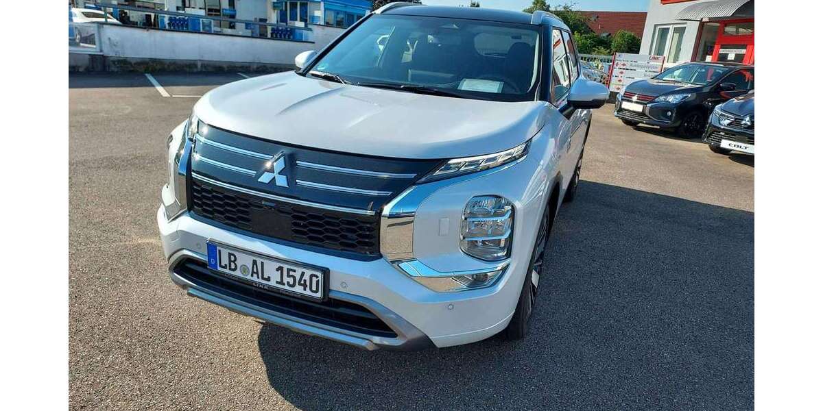 Mitsubishi Outlander 2.000 km 54.850 &euro; Pleidelsheim 74385