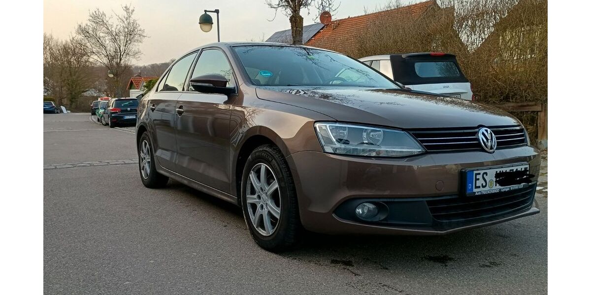VW Jetta 104.000 km 6.200 &euro; Ostfildern 73760