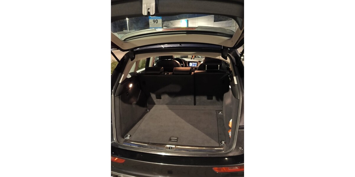 Audi SQ5 145.400 km 23.900 &euro; Berlin 10178