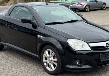 Opel Tigra 146.090 km 1.950 &euro; Bornheim 53332