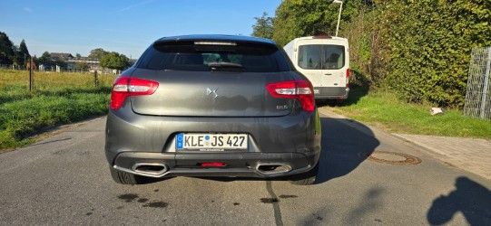 Citroen DS5 118.000 km 10.700 &euro; Emmerich am Rhein 46446