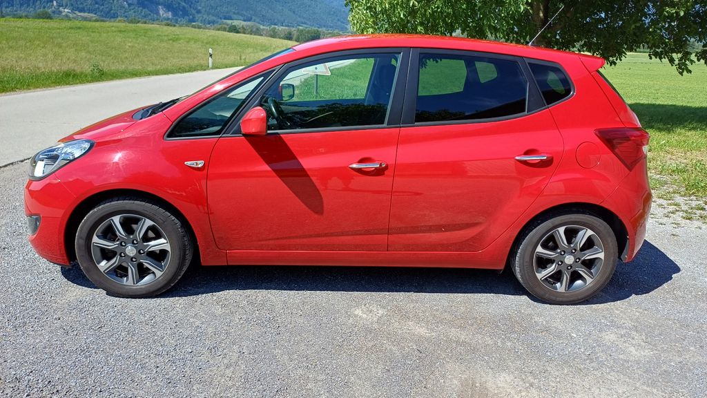 Hyundai ix20 53.000 km 11.000 &euro; Nußdorf am Inn 83131