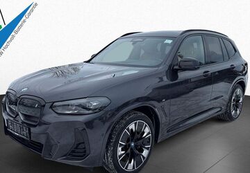 BMW iX3 81.953 km 35.450 &euro; Hamburg 21073
