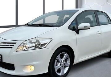 Toyota Auris 109.530 km 6.999 &euro; Dresden 01237